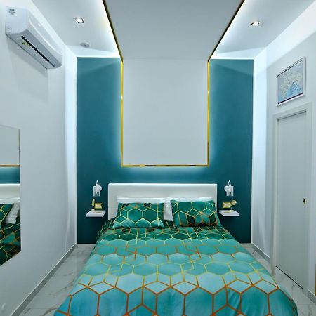 Regina House Apartment เนเปิลส์ ภายนอก รูปภาพ